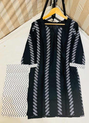 Contrast Lining
